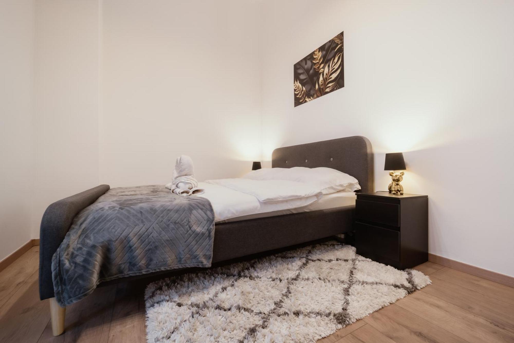 Modelia Apartment At Gellert Square Budapest Exterior photo